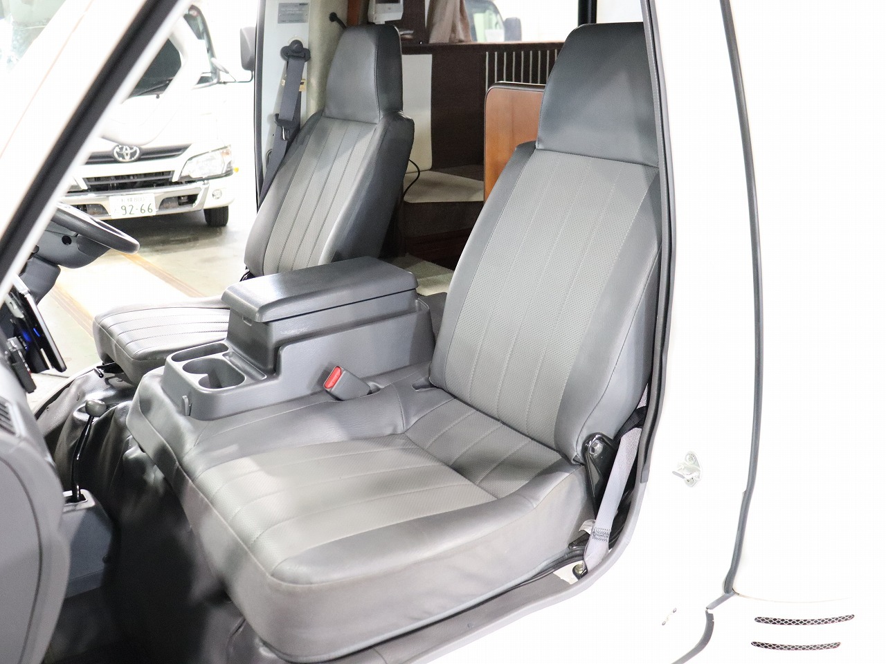 キャンピングカー キャブコン ﾊﾞﾈｯﾄ ﾅｯﾂRV ﾏｯｼｭ　4WD　FFﾋｰﾀｰ