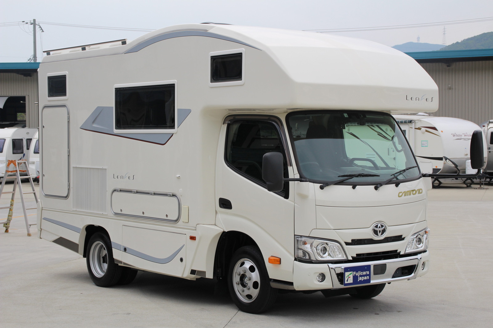 キャンピングカー キャブコン ｶﾑﾛｰﾄﾞ ﾊﾞﾝﾃｯｸ ｺﾙﾄﾞﾘｰﾌﾞｽ