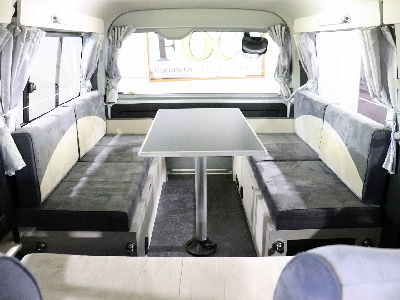 キャンピングカー バンコン ﾊｲｴｰｽ ﾅｯﾂRV ﾄﾗｲｱﾙ ﾀｲﾌﾟA 4WD　FF
