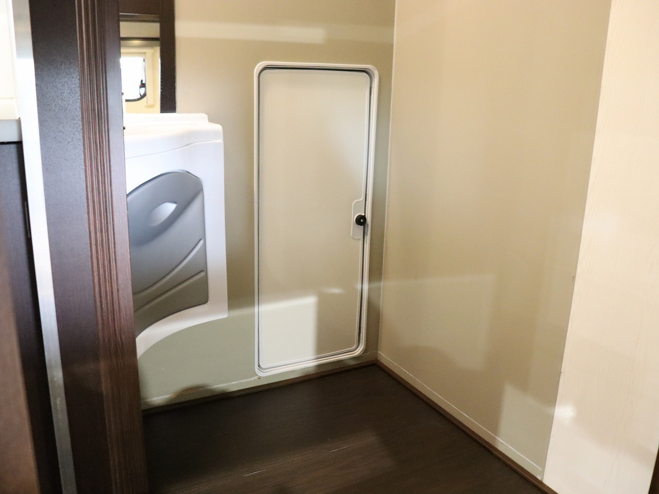 キャンピングカー トレーラー ｴｰｽｷｬﾗﾊﾞﾝ ｴｰｽ330ﾌﾟﾛｼﾞｪｸﾄ　FFﾋｰﾀ