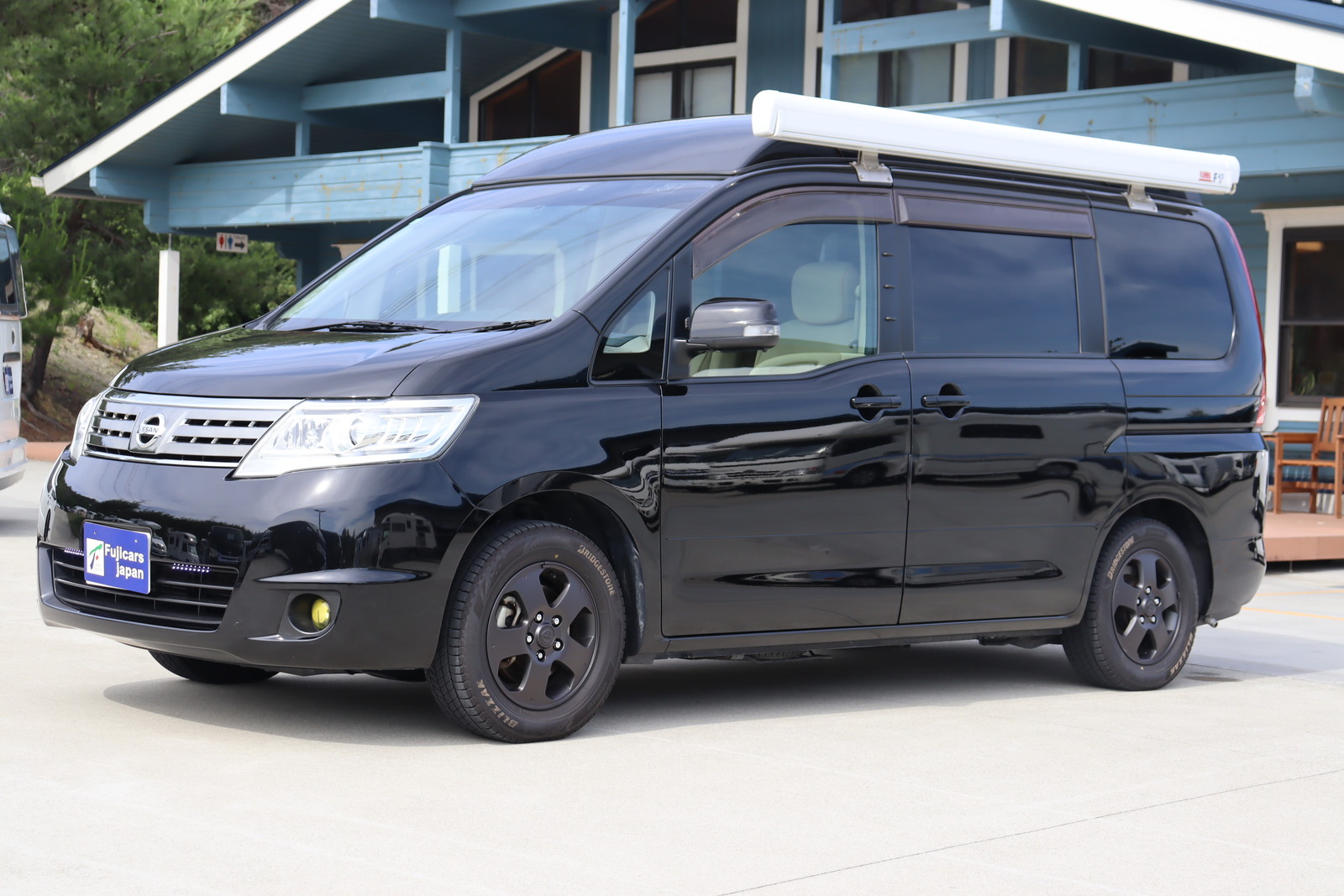 キャンピングカー バンコン ｾﾚﾅ ﾋﾟｰｽﾞｸﾗﾌﾄ P-SV 4WD