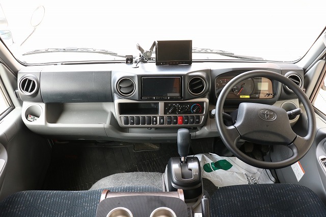 キャンピングカー キャブコン ｶﾑﾛｰﾄﾞﾊﾞﾝﾃｯｸｺﾙﾄﾞﾊﾞﾝｸｽ家庭用AC 4WD