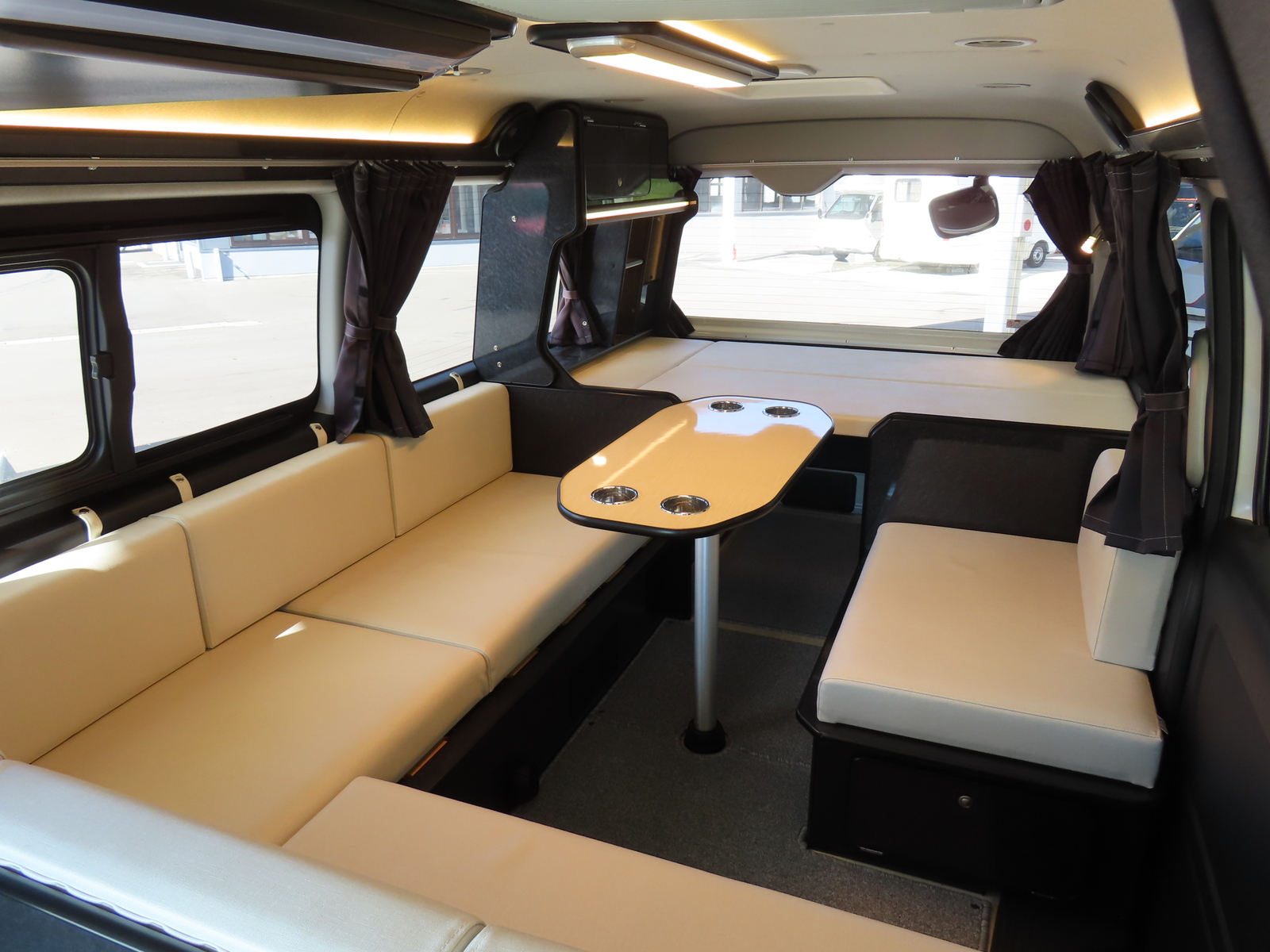 キャンピングカー バンコン ﾊｲｴｰｽ FOCS DS-L FFﾋｰﾀｰ