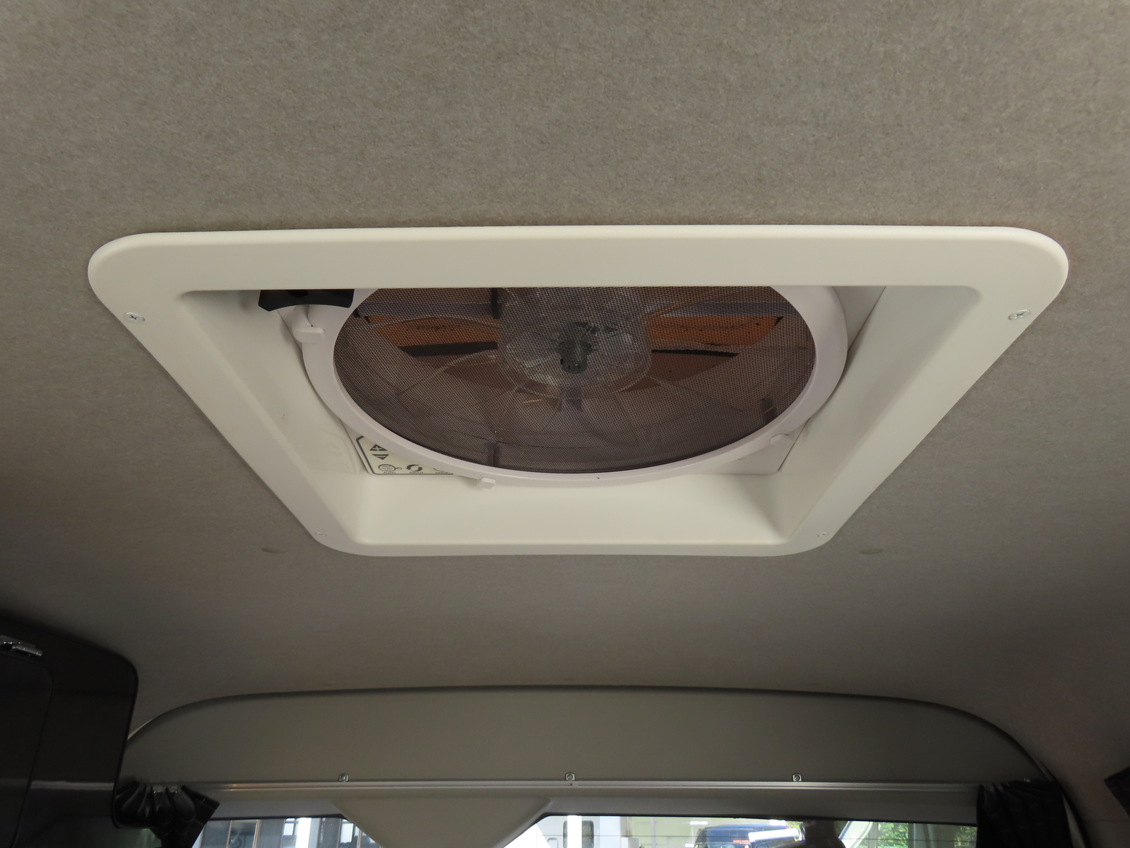 キャンピングカー バンコン ﾊｲｴｰｽ FOCS DS-L FFﾋｰﾀｰ