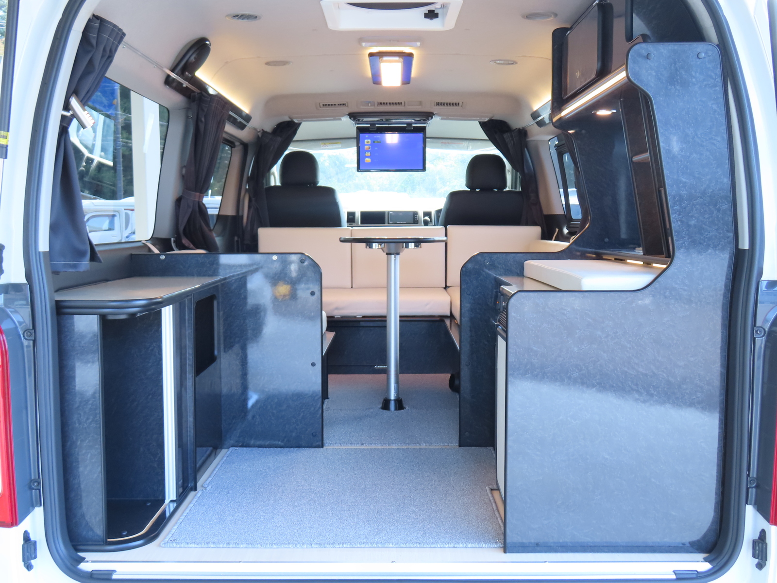 キャンピングカー バンコン ﾊｲｴｰｽ FOCS DS-L FFﾋｰﾀｰ