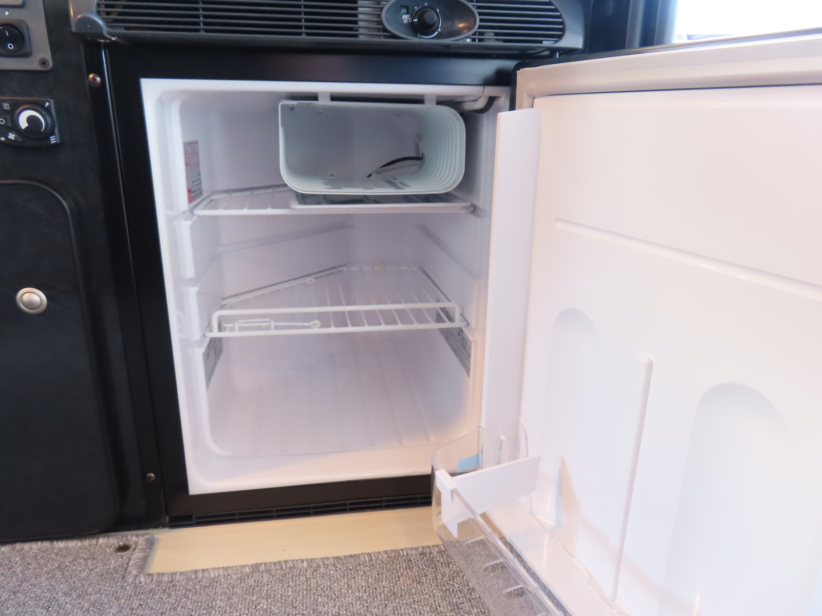 キャンピングカー バンコン ﾊｲｴｰｽ FOCS DS-L FFﾋｰﾀｰ