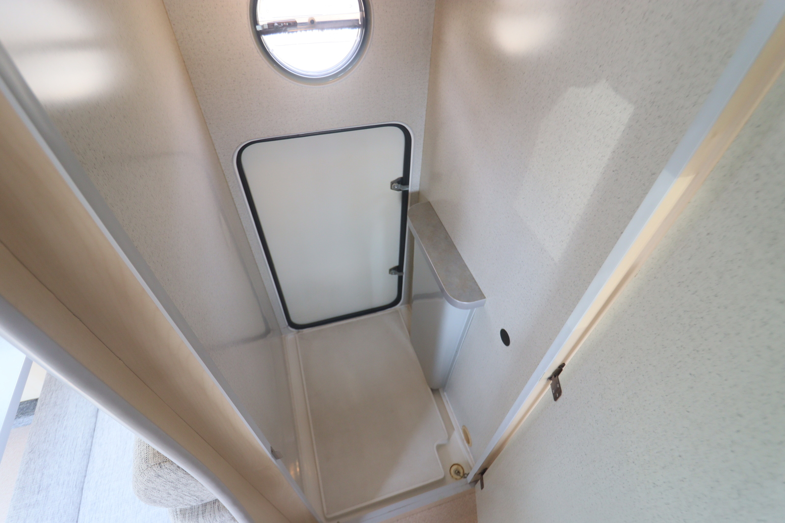 キャンピングカー キャブコン ｶﾑﾛｰﾄﾞ ﾊﾞﾝﾃｯｸ ｺﾙﾄﾞﾊﾞﾝｸｽ　FFﾋｰﾀｰ
