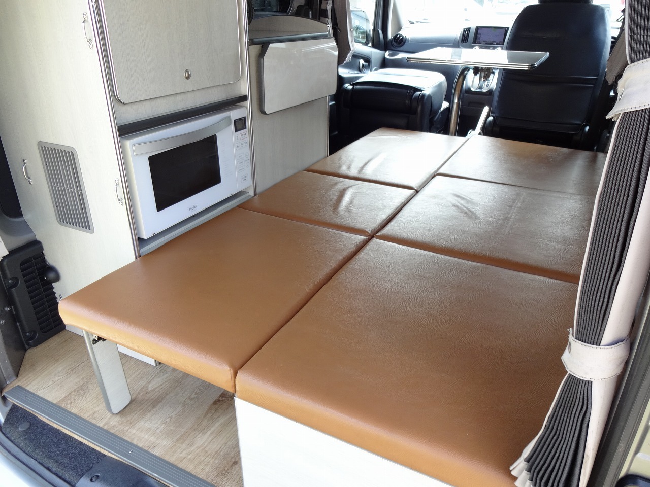 キャンピングカー バンコン NV200ﾊﾞﾈｯﾄ ﾘﾝｴｲ ｺﾝﾊﾟｸﾄﾊﾞｶﾝﾁｪｽ