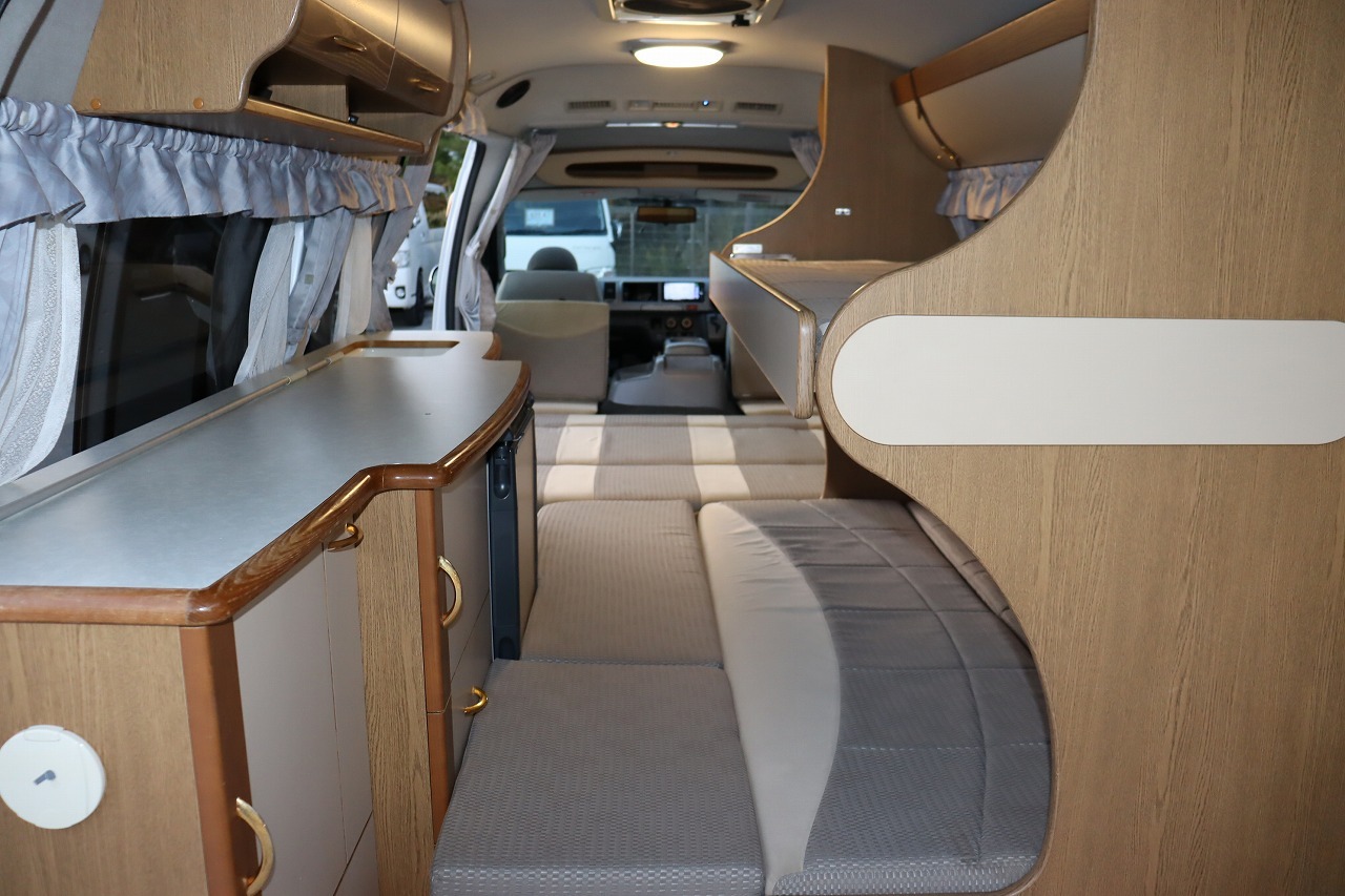 キャンピングカー バンコン ﾊｲｴｰｽ ﾚｸﾋﾞｨ ﾌｧｲﾌﾞｽﾀｰ 4WD