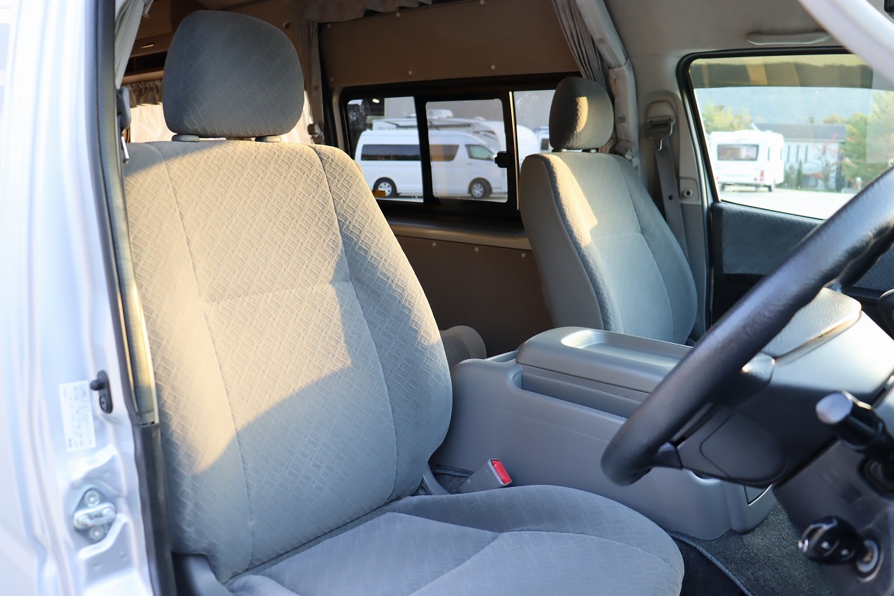 キャンピングカー バンコン ﾊｲｴｰｽ ﾚｸﾋﾞｨ ﾌｧｲﾌﾞｽﾀｰ 4WD