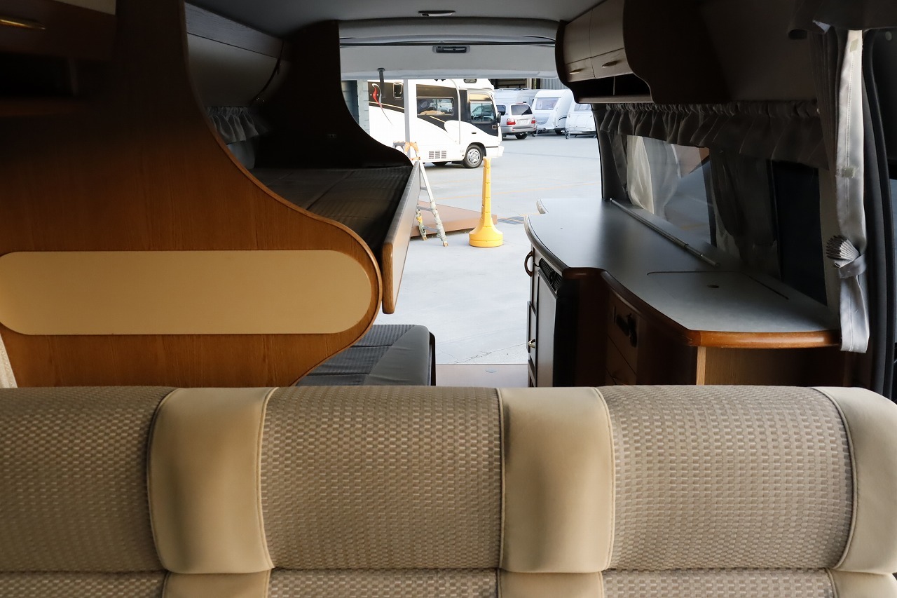 キャンピングカー バンコン ﾊｲｴｰｽ ﾚｸﾋﾞｨ ﾌｧｲﾌﾞｽﾀｰ 4WD