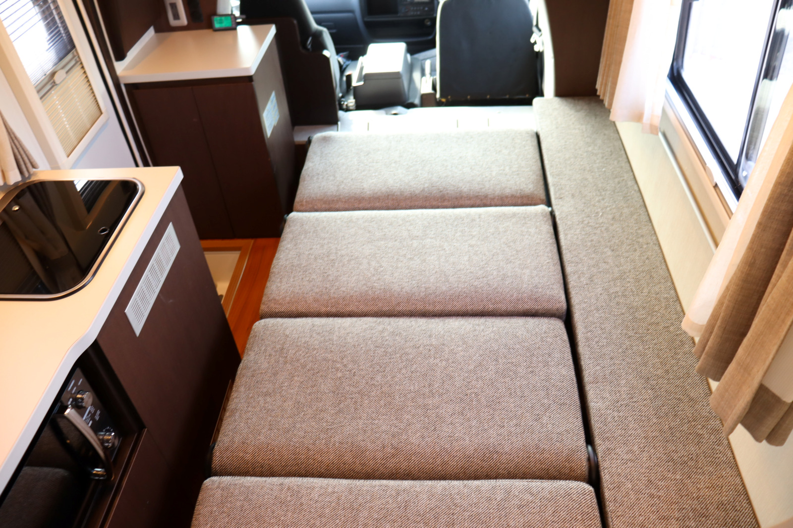 キャンピングカー キャブコン ﾎﾞﾝｺﾞ AtoZ ｱﾚﾝ30 FFﾋｰﾀｰ