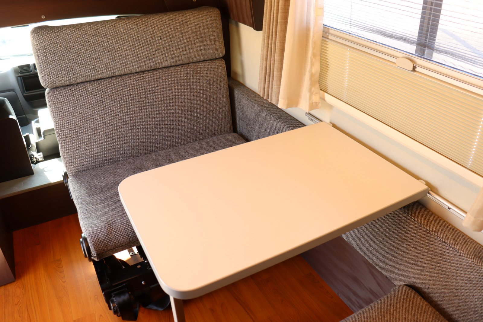 キャンピングカー キャブコン ﾎﾞﾝｺﾞ AtoZ ｱﾚﾝ30 FFﾋｰﾀｰ