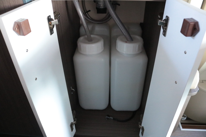 キャンピングカー キャブコン ｶﾑﾛｰﾄﾞ ﾅｯﾂRV ｸﾚｱｽﾃｨﾝｸﾞ　5.0X　ｴﾎﾞ