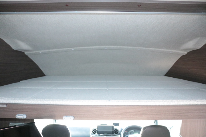 キャンピングカー キャブコン ｶﾑﾛｰﾄﾞ ﾅｯﾂRV ｸﾚｱｽﾃｨﾝｸﾞ　5.0X　ｴﾎﾞ