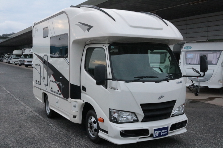 キャンピングカー キャブコン ｶﾑﾛｰﾄﾞ ﾅｯﾂRV ｸﾚｱｽﾃｨﾝｸﾞ　5.0X　ｴﾎﾞ