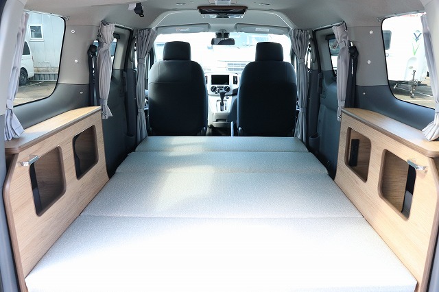 キャンピングカー バンコン NV200ﾊﾞﾈｯﾄ FOCS Luz ﾙｿ 新車即納