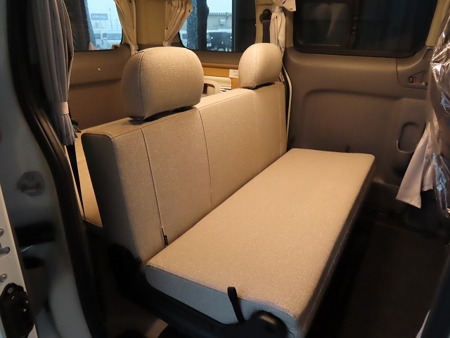キャンピングカー バンコン NV200ﾊﾞﾈｯﾄ FOCS ﾙｿ 新車即納車