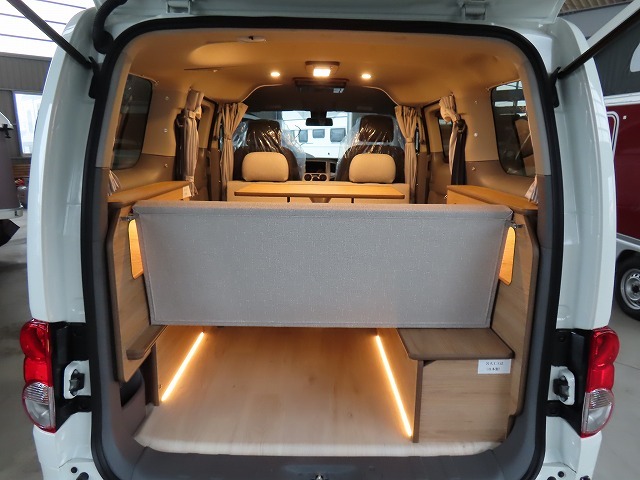 キャンピングカー バンコン NV200ﾊﾞﾈｯﾄ FOCS ﾙｿ 新車即納車