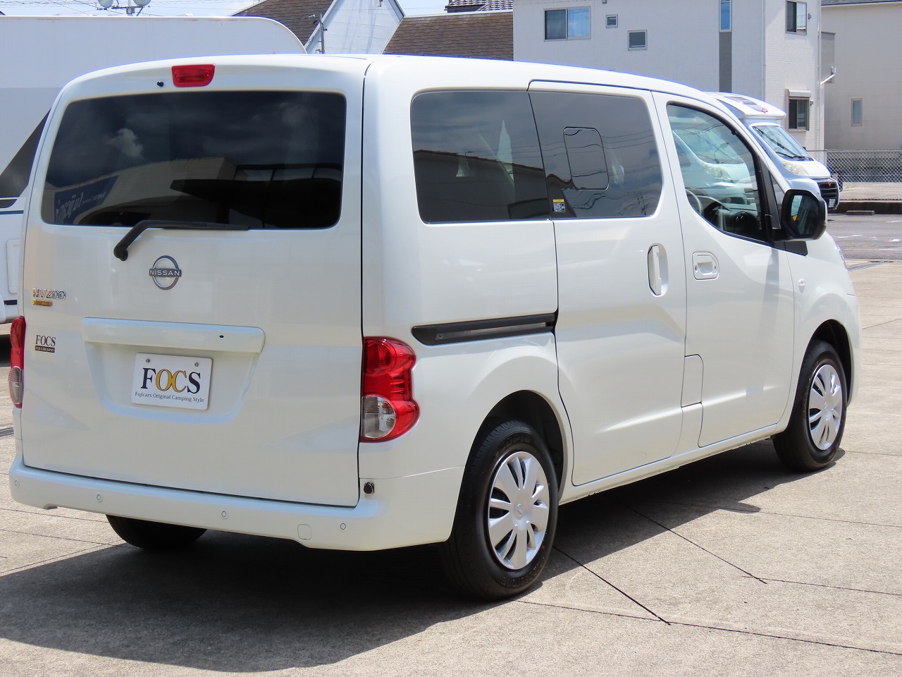 キャンピングカー バンコン NV200ﾊﾞﾈｯﾄ FOCS Luz ﾙｿ 新車即納