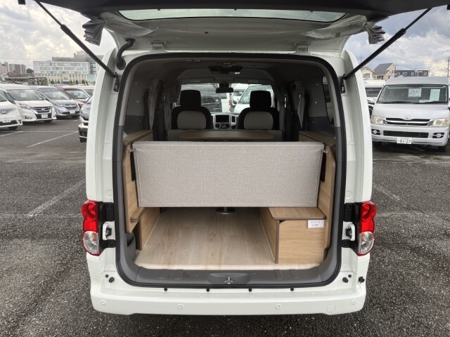 キャンピングカー バンコン NV200ﾊﾞﾈｯﾄ FOCS Luz ﾙｿ 新車即納