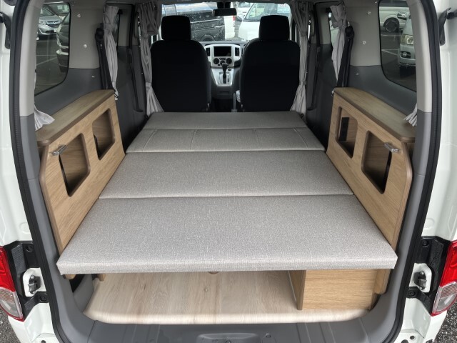 キャンピングカー バンコン NV200ﾊﾞﾈｯﾄ FOCS Luz ﾙｿ 新車即納