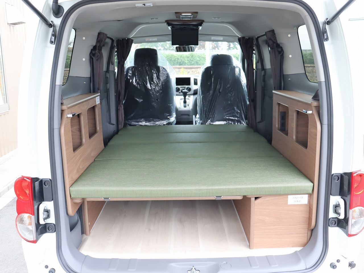キャンピングカー バンコン NV200ﾊﾞﾈｯﾄ FOCS ﾙｿ FFﾋｰﾀｰ