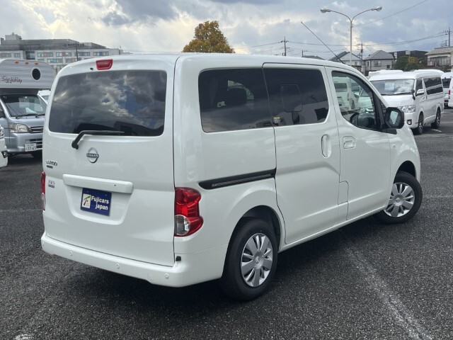 キャンピングカー バンコン NV200ﾊﾞﾈｯﾄ FOCS Luz ﾙｿ 新車即納