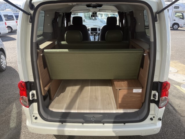 キャンピングカー バンコン NV200ﾊﾞﾈｯﾄ FOCS Luz ﾙｿ 新車即納