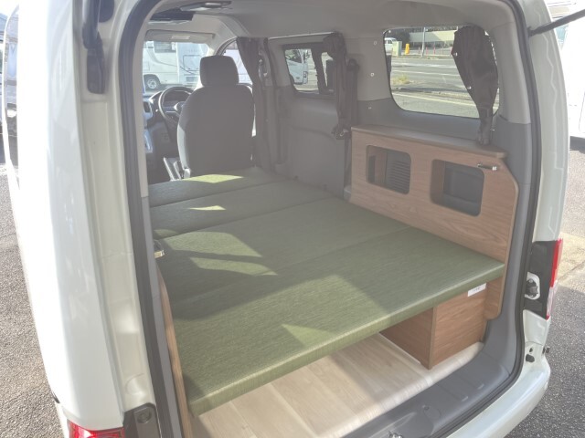 キャンピングカー バンコン NV200ﾊﾞﾈｯﾄ FOCS Luz ﾙｿ 新車即納