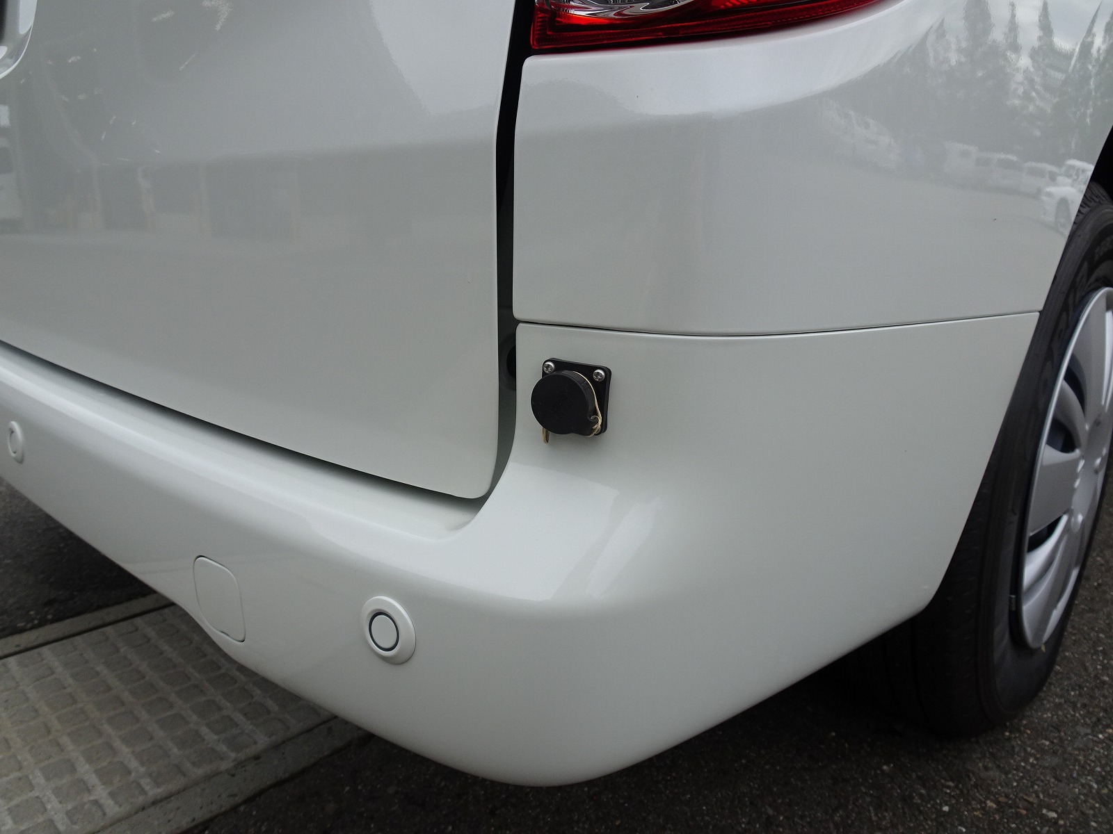 キャンピングカー バンコン NV200ﾊﾞﾈｯﾄ FOCS Luz ﾙｿ FF 新車