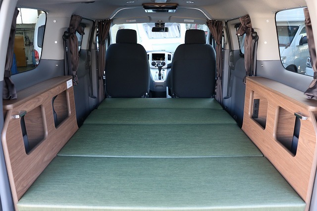 キャンピングカー バンコン NV200ﾊﾞﾈｯﾄ FOCS Luz ﾙｿ 新車即納
