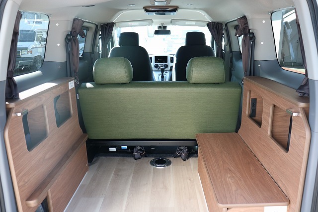 キャンピングカー バンコン NV200ﾊﾞﾈｯﾄ FOCS Luz ﾙｿ 新車即納