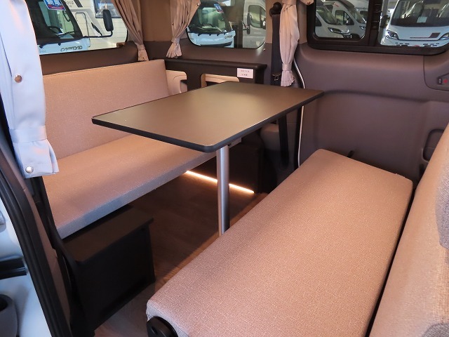 キャンピングカー バンコン NV200ﾊﾞﾈｯﾄ FOCS ﾙｿ 新車即納車
