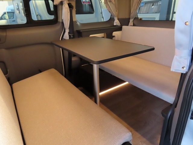 キャンピングカー バンコン NV200ﾊﾞﾈｯﾄ FOCS ﾙｿ 新車即納車