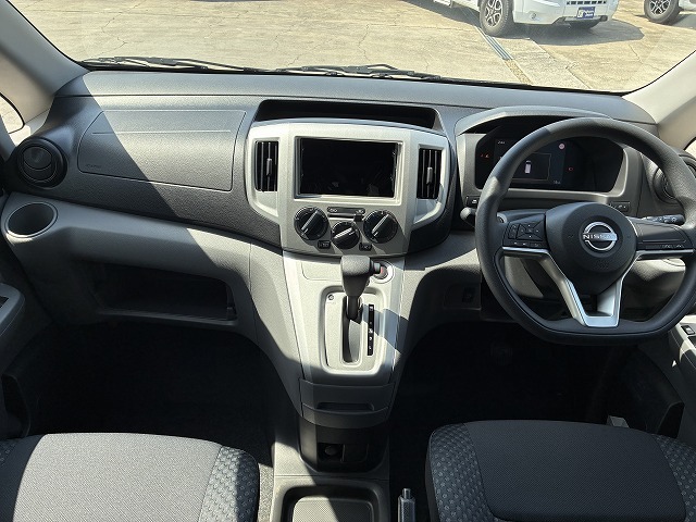 キャンピングカー バンコン NV200ﾊﾞﾈｯﾄ　FOCS Luz ﾙｿ　新車即納