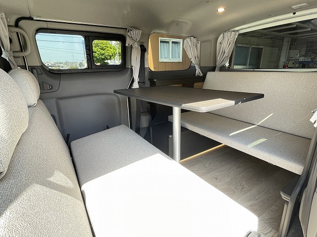 キャンピングカー バンコン NV200ﾊﾞﾈｯﾄ　FOCS Luz ﾙｿ　新車即納