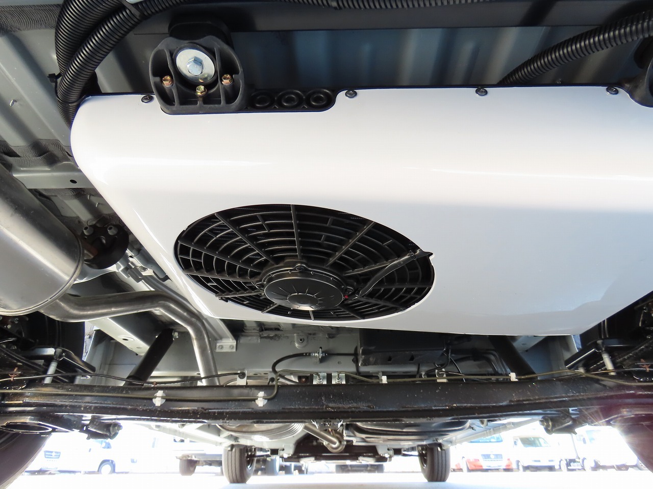 キャンピングカー バンコン NV200ﾊﾞﾈｯﾄ FOCS ﾙｿ 新車展示車