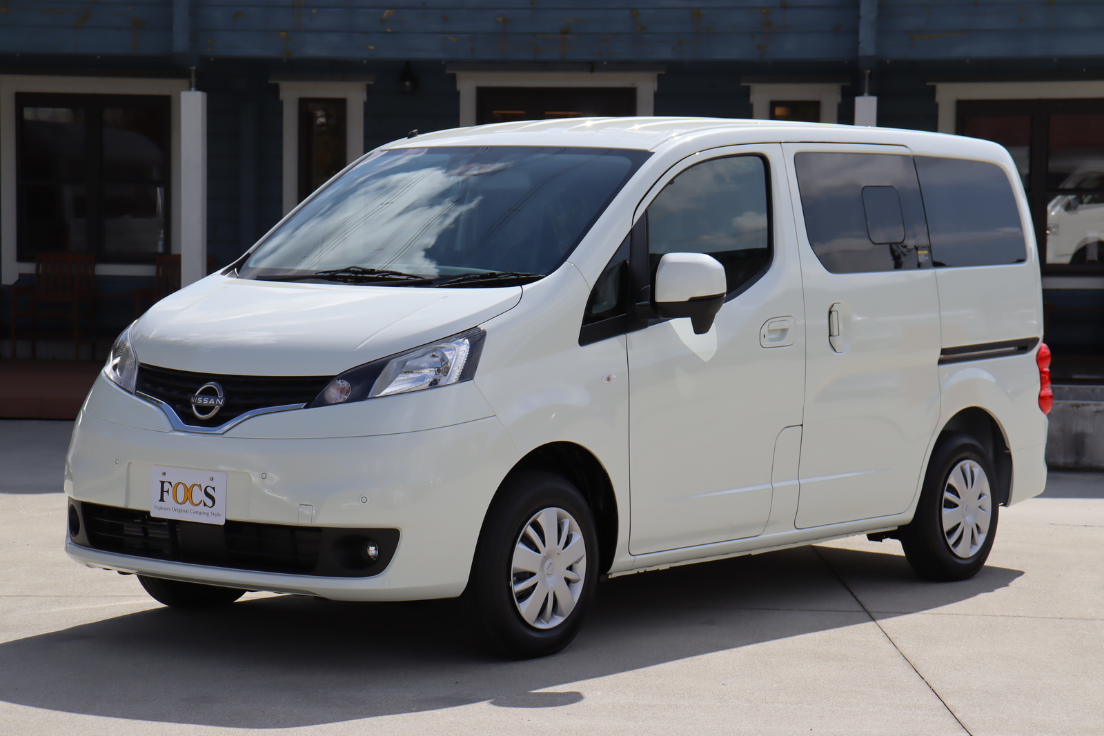 キャンピングカー バンコン NV200ﾊﾞﾈｯﾄFOCSﾙｿ 新車展示車 12Vｸｰﾗｰ
