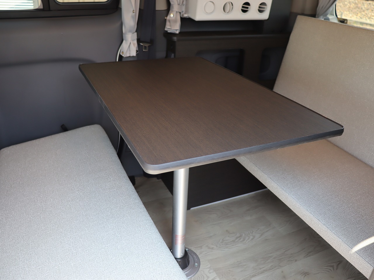キャンピングカー バンコン NV200ﾊﾞﾈｯﾄ FOCS ﾙｿ DC12Vｸｰﾗｰ