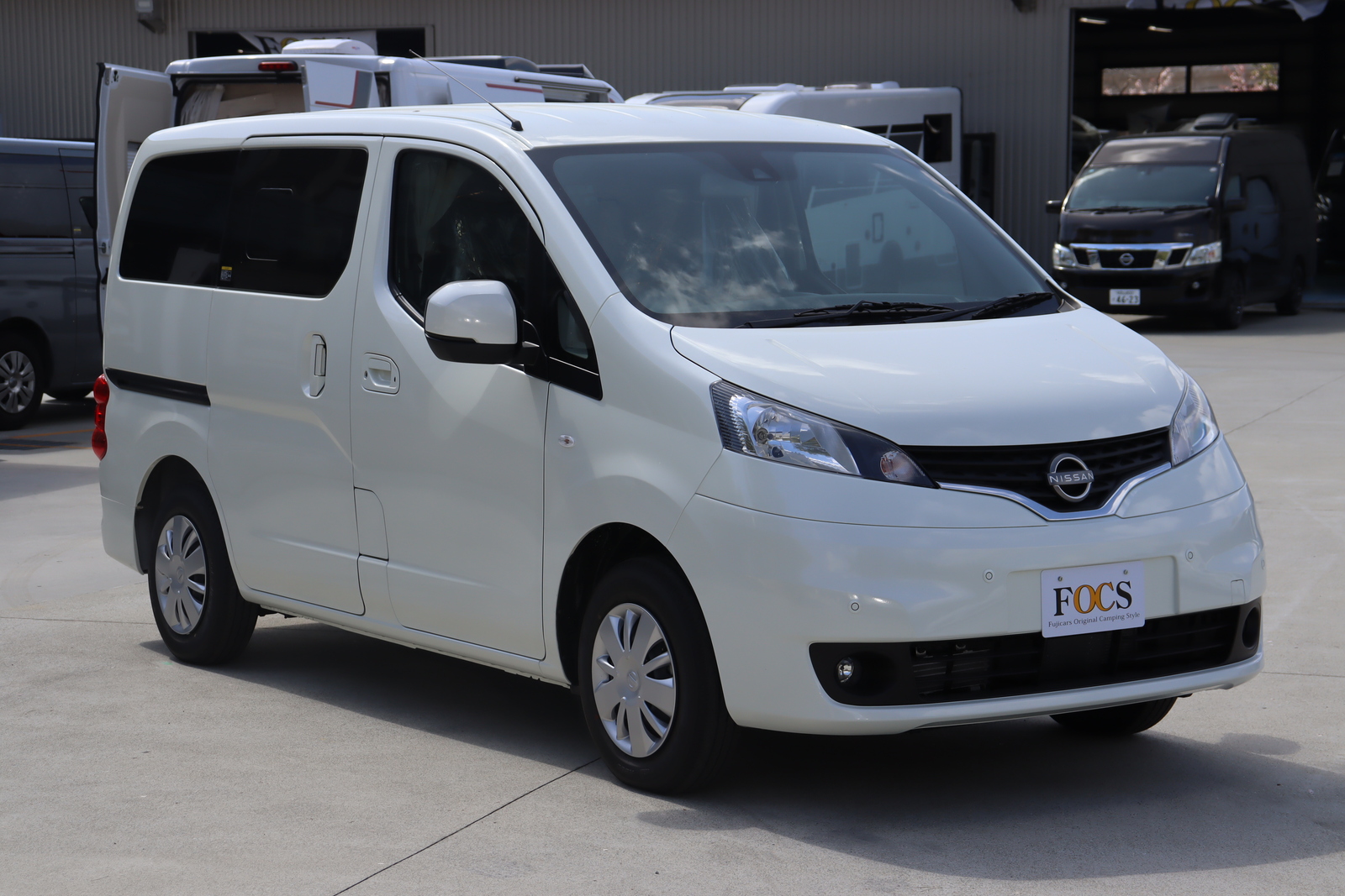 キャンピングカー NV200バネット FOCS Luz 新車即納車　DC12Vｸｰﾗｰ