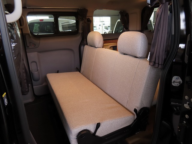 キャンピングカー バンコン NV200ﾊﾞﾈｯﾄFOCS　ﾙｿ　新車即納 