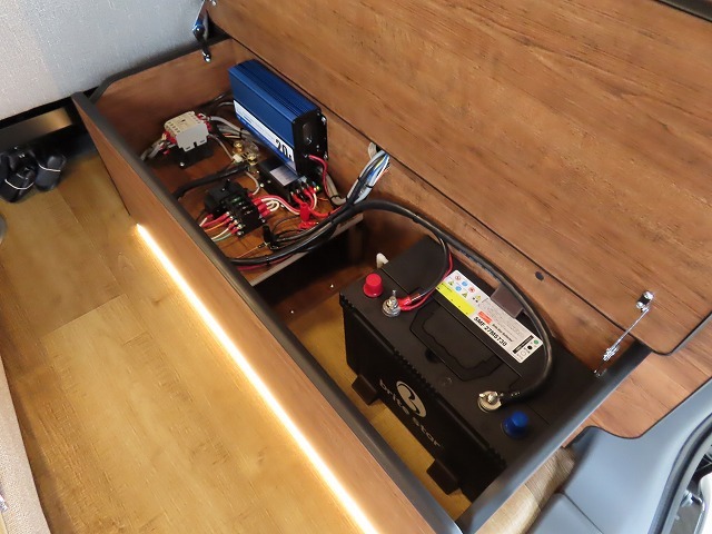 キャンピングカー バンコン NV200ﾊﾞﾈｯﾄFOCS　ﾙｿ　新車即納 