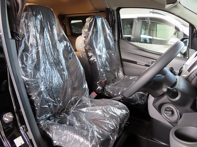 キャンピングカー バンコン NV200ﾊﾞﾈｯﾄFOCS　ﾙｿ　新車即納 