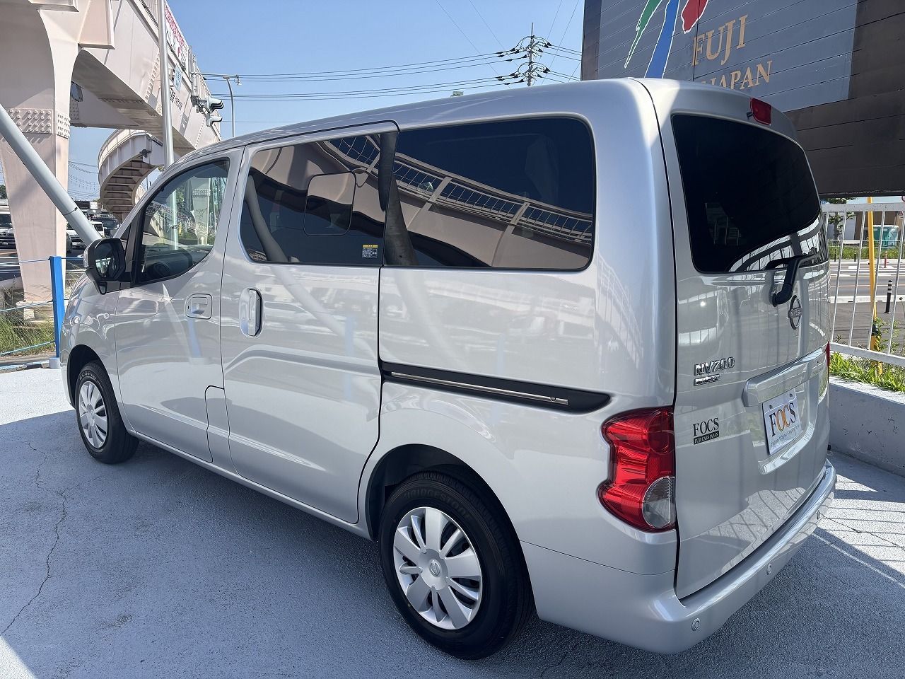 キャンピングカー バンコン NV200　ﾊﾞﾈｯﾄ　FOCS Luz ﾙｿ　新車即納車