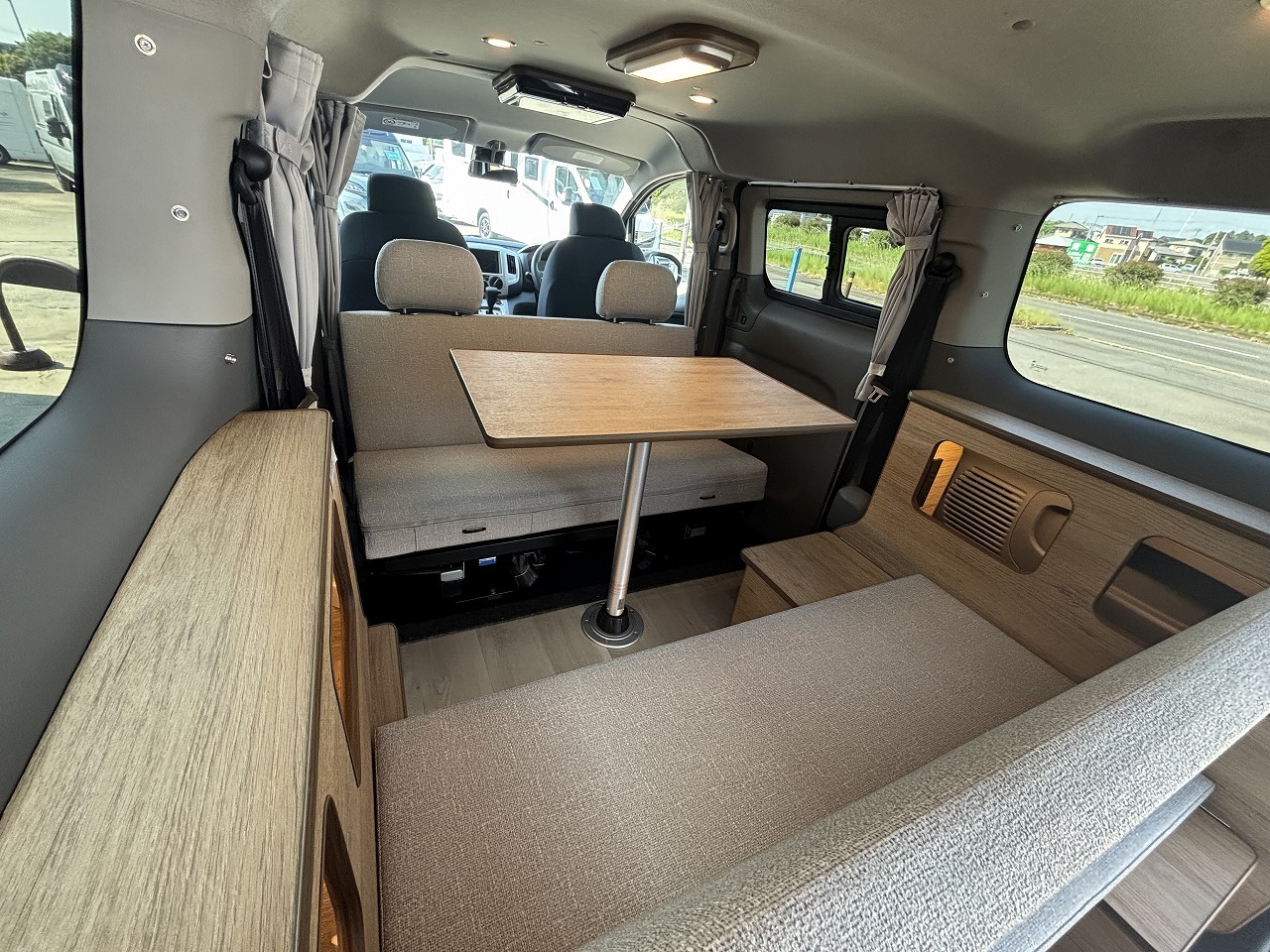 キャンピングカー バンコン NV200　ﾊﾞﾈｯﾄ　FOCS Luz ﾙｿ　新車即納車