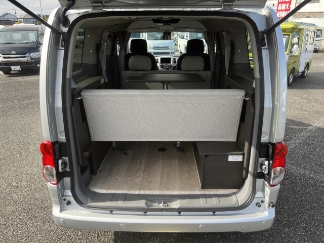 キャンピングカー バンコン NV200ﾊﾞﾈｯﾄ FOCS Luz ﾙｿ 新車即納