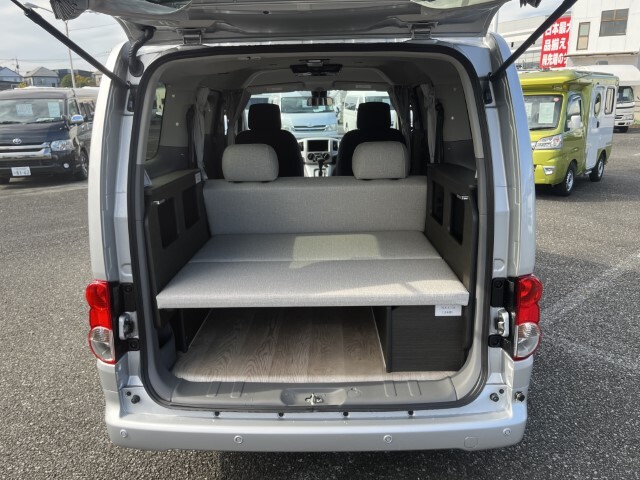 キャンピングカー バンコン NV200ﾊﾞﾈｯﾄ FOCS Luz ﾙｿ 新車即納