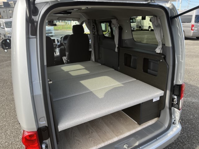 キャンピングカー バンコン NV200ﾊﾞﾈｯﾄ FOCS Luz ﾙｿ 新車即納