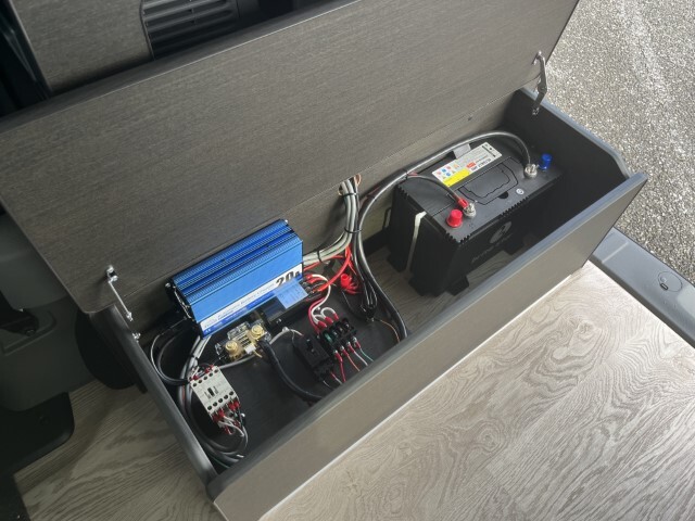 キャンピングカー バンコン NV200ﾊﾞﾈｯﾄ FOCS Luz ﾙｿ 新車即納